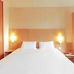 Hotel Ibis Canal Saint Martin 3*