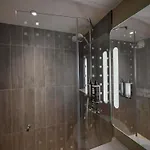 Ibis Paris Canal Saint Martin