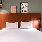 Ibis Paris Canal Saint Martin