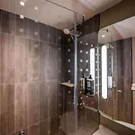 Ibis Paris Canal Saint Martin