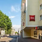 Ibis Paris Canal Saint Martin