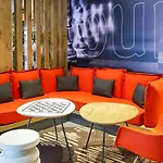 Ibis Paris Canal Saint Martin