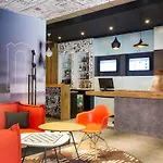 Ibis Paris Canal Saint Martin