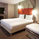 Ibis Canal Saint Martin