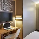 Hotel Ibis Canal Saint Martin Paris