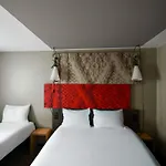 Ibis Canal Saint Martin Hotel 3*