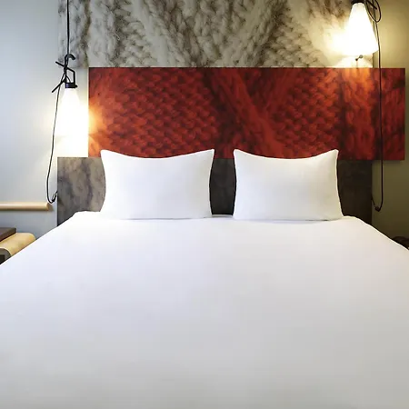 Ibis Canal Saint Martin Parigi