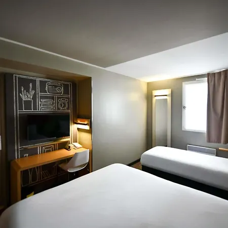 Ibis Canal Saint Martin Hotel