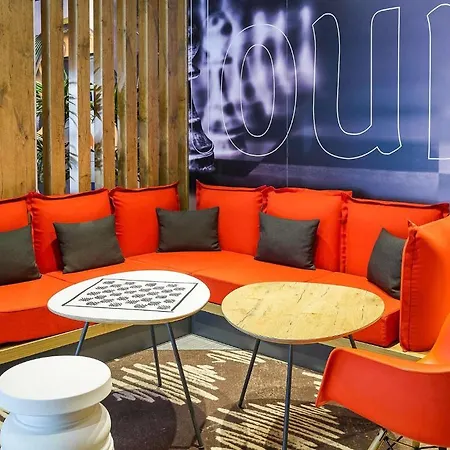 Hotel Ibis Canal Saint Martin Parigi