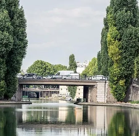 Ibis Canal Saint Martin Parigi