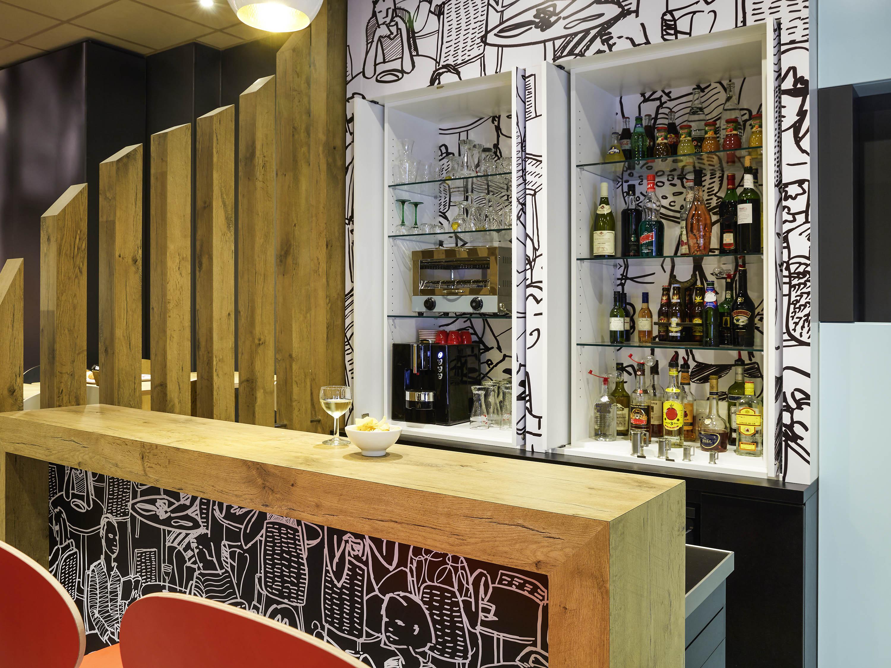 Ibis Canal Saint Martin Parigi