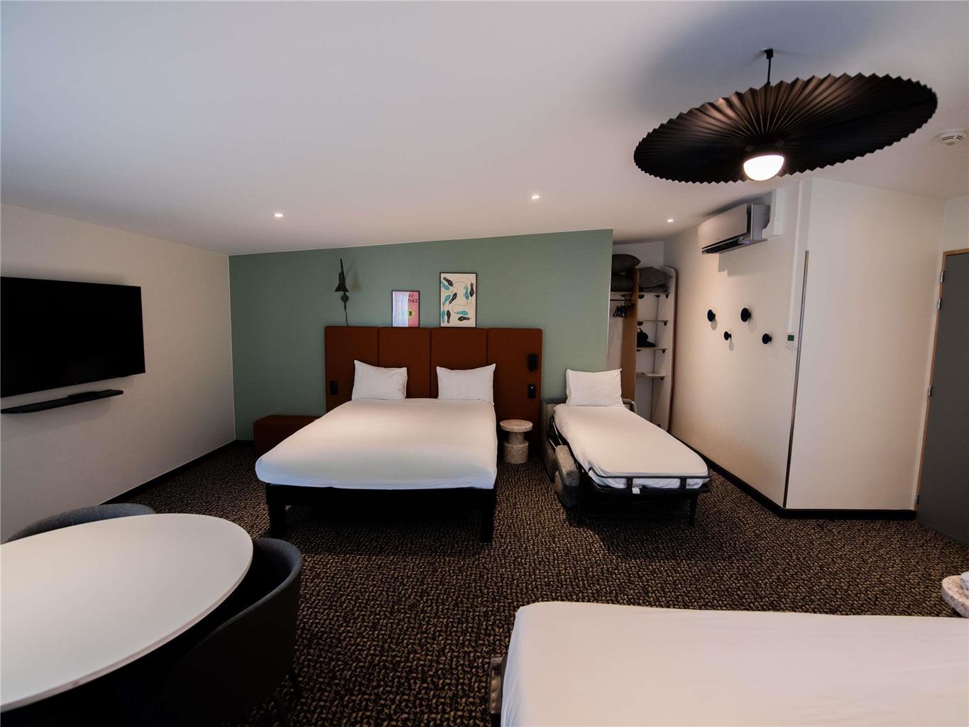 Ibis Canal Saint Martin Hotel 3*