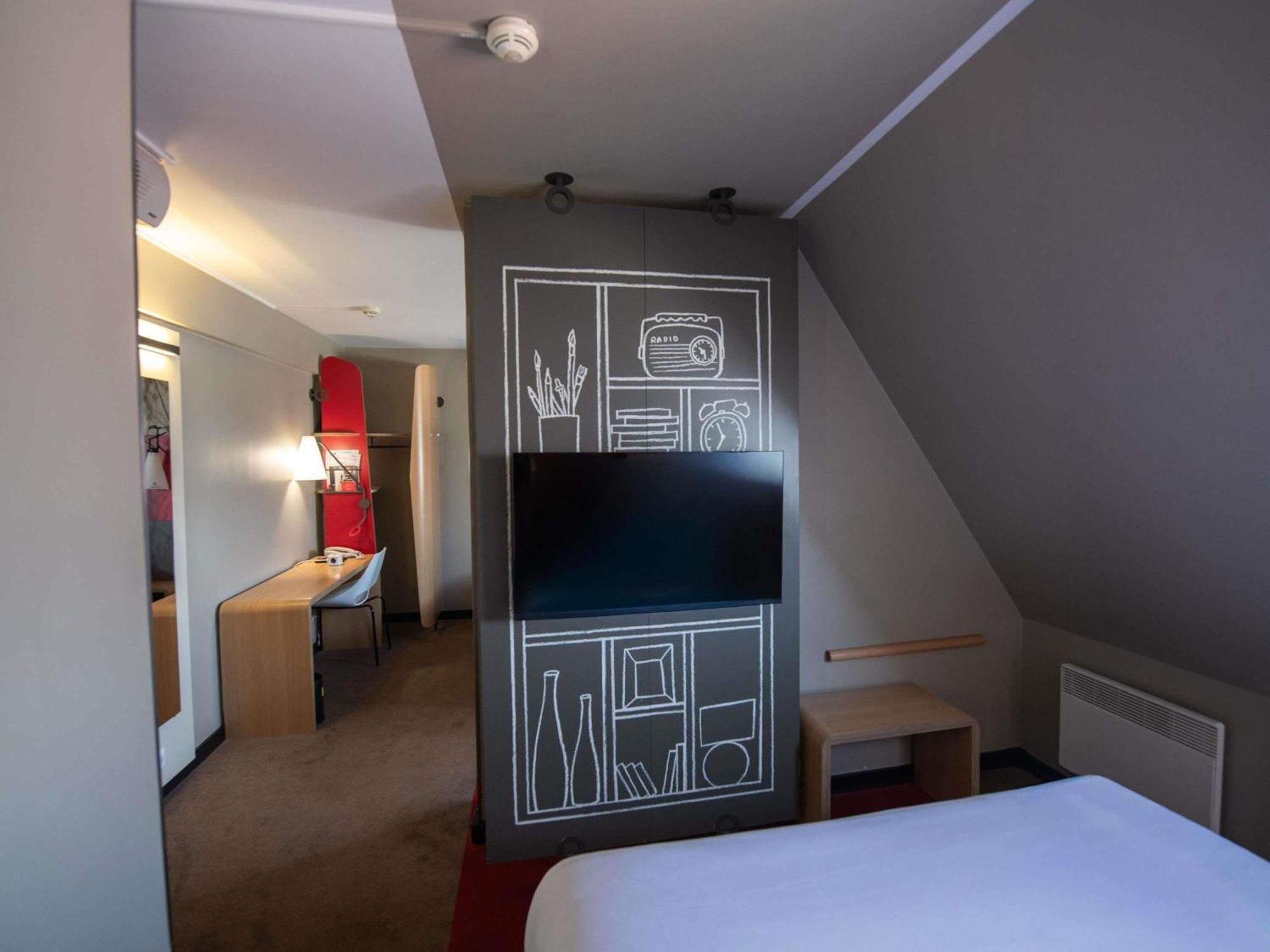 Ibis Canal Saint Martin Hotel